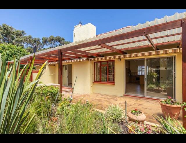 3 BEDROOM HOUSE FOR SALE IN BERGVLIET